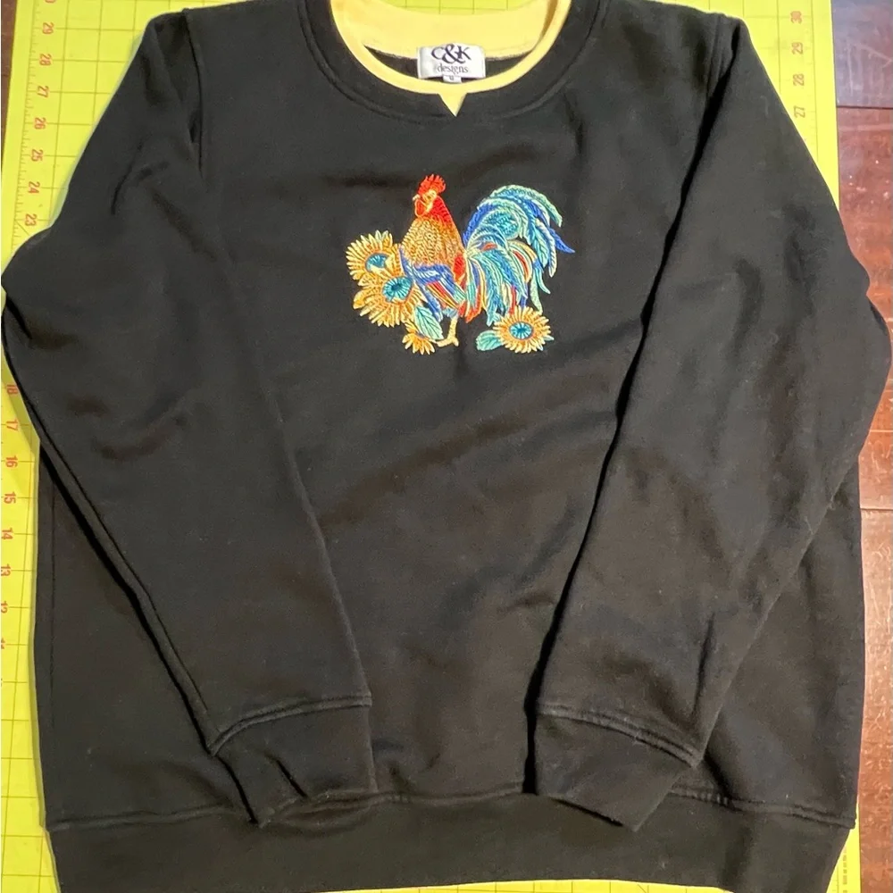 VINTAGE farmhouse‎ country rooster embroidered crewneck sweatshirt farm animals